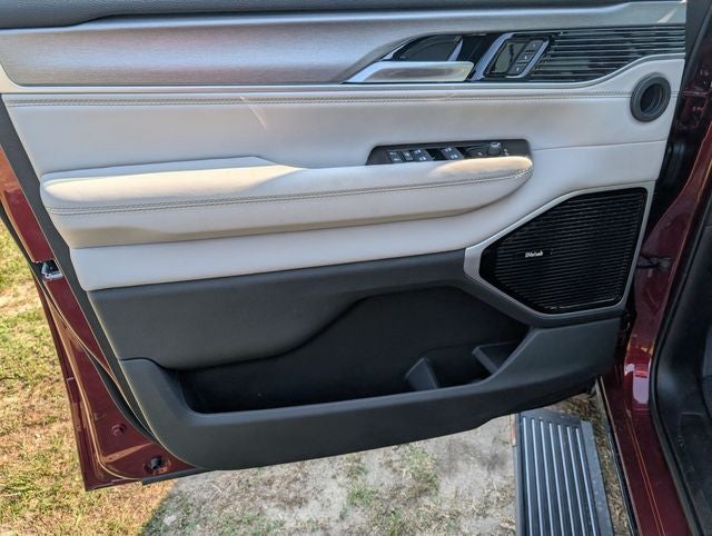 2026 Jeep Grand Wagoneer Limited Reserve