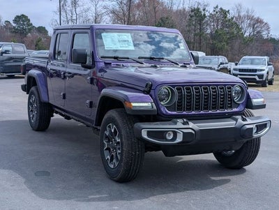 2026 Jeep Gladiator GLADIATOR SAHARA 4X4