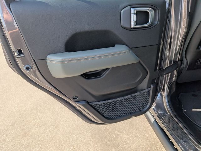 2026 Jeep Gladiator GLADIATOR MOJAVE X 4X4