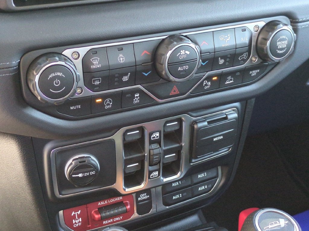 2026 Jeep Gladiator Mojave X