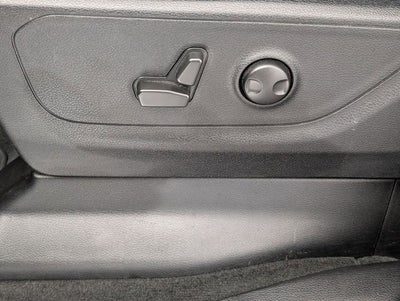 2022 RAM 1500 Big Horn Crew Cab 4x2 5'7' Box