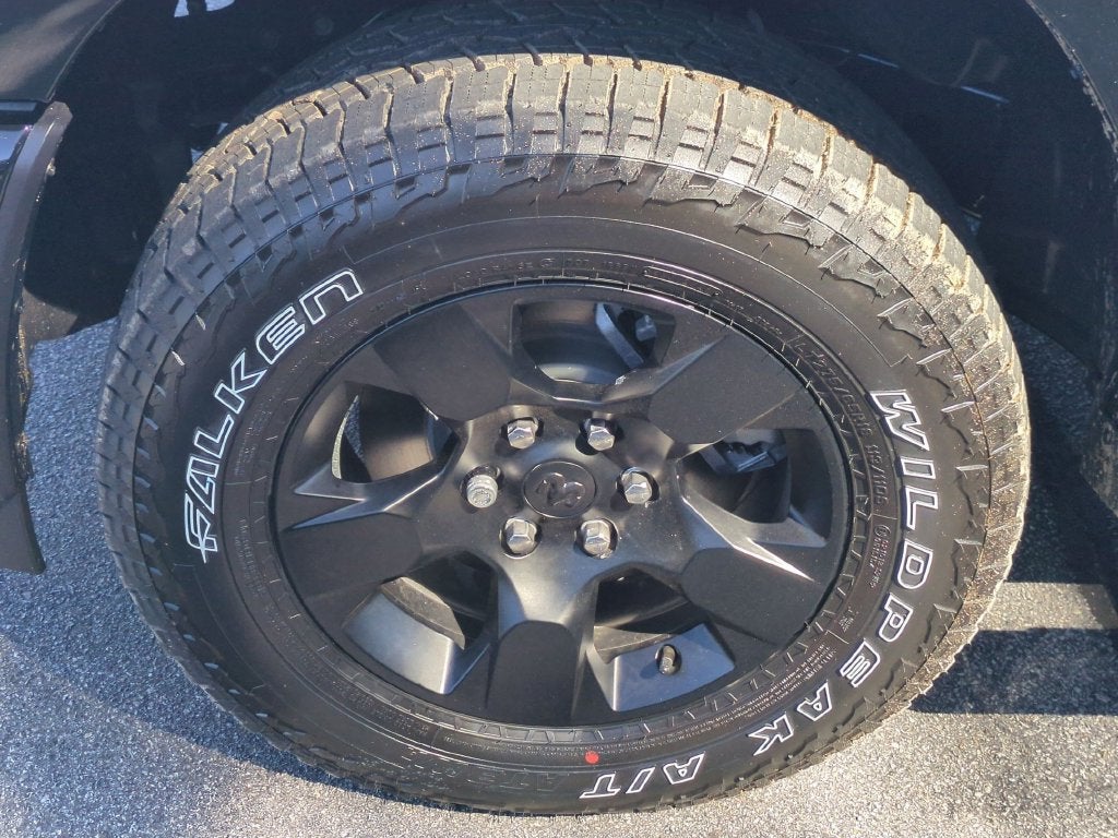 2027 RAM 1500 Big Horn/Lone Star