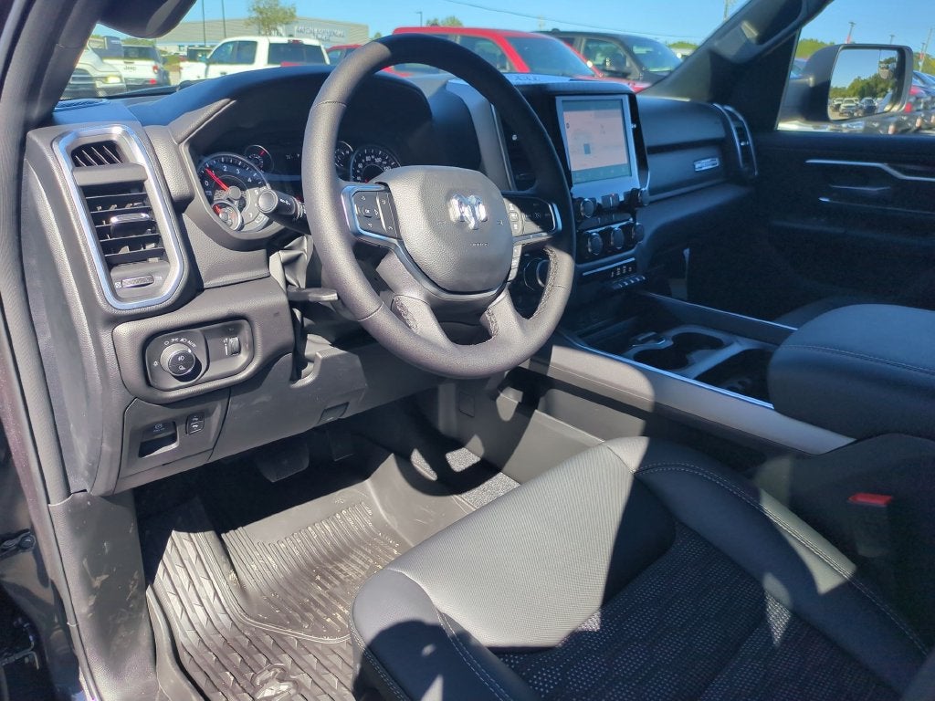 2027 RAM 1500 Big Horn/Lone Star