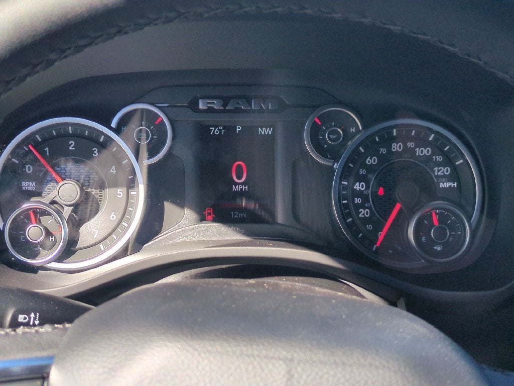 2027 RAM 1500 Big Horn/Lone Star
