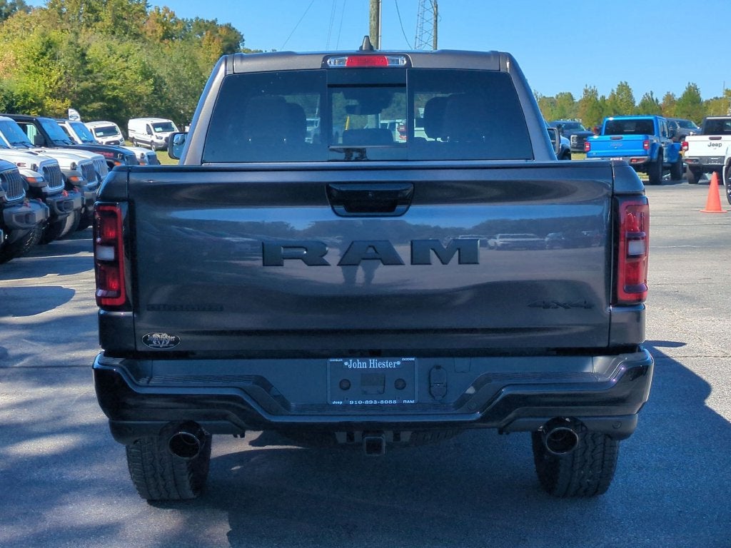 2027 RAM 1500 Big Horn/Lone Star