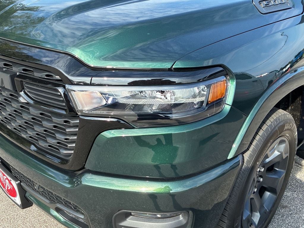 2027 RAM 1500 Big Horn/Lone Star