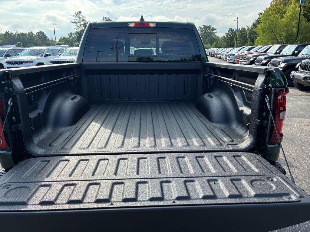 2027 RAM 1500 Big Horn/Lone Star