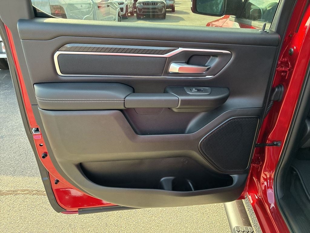 2027 RAM 1500 Big Horn/Lone Star