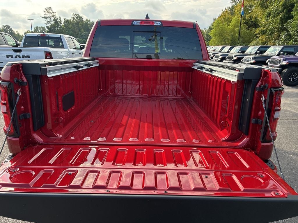 2027 RAM 1500 Big Horn/Lone Star