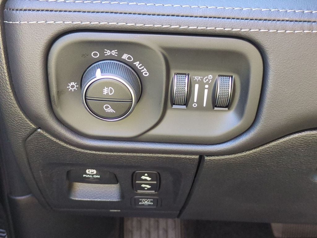 2027 RAM 1500 Limited