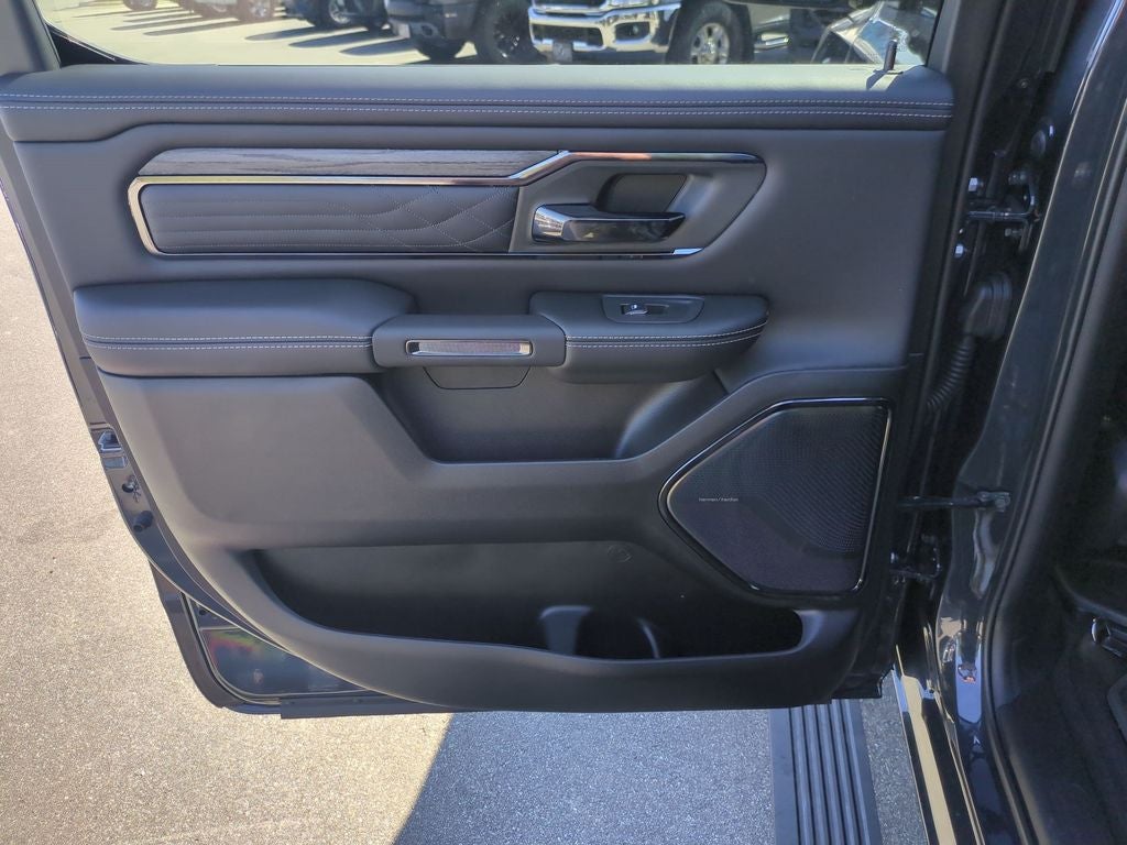2027 RAM 1500 Limited