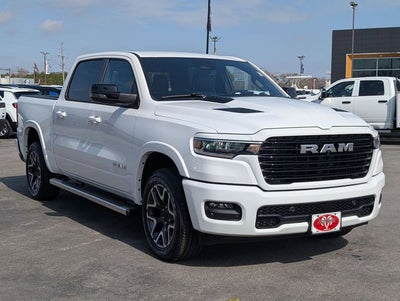 2026 RAM Ram 1500 RAM 1500 LARAMIE CREW CAB 4X4 5'7' BOX
