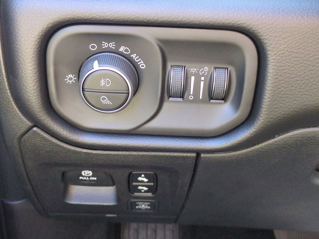 2027 RAM 1500 Laramie