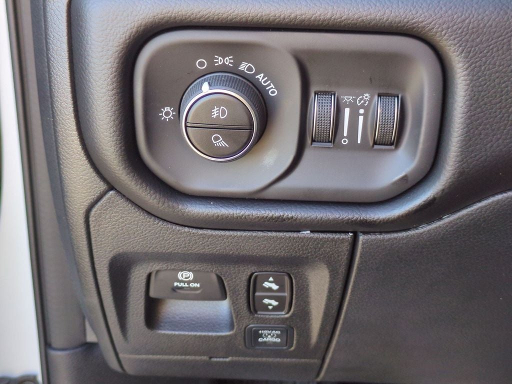 2027 RAM 1500 Laramie