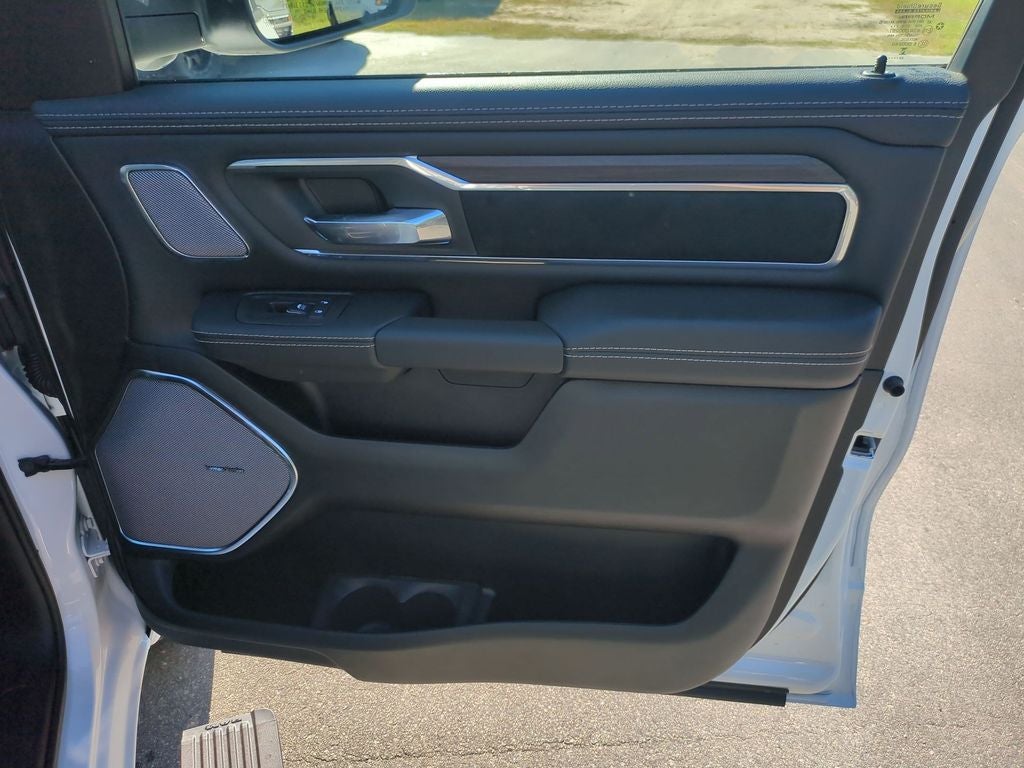 2027 RAM 1500 Laramie