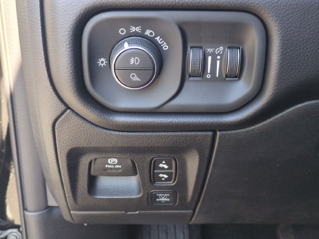 2027 RAM 1500 Laramie