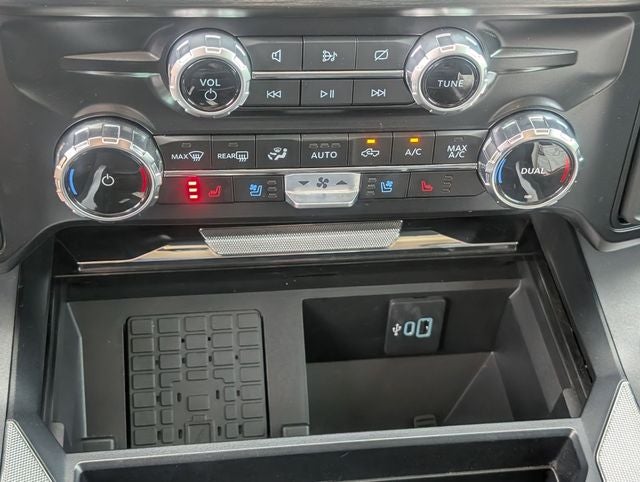 2024 Ford F-450SD Lariat DRW