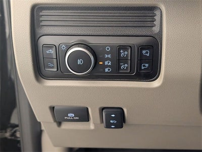 2025 Ford F-450SD Platinum DRW