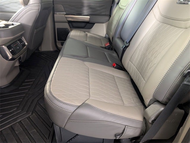 2025 Ford F-450SD Platinum DRW