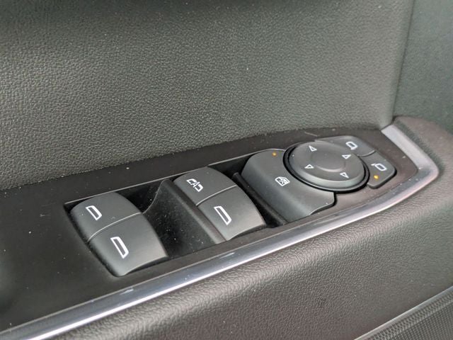 2022 Chevrolet Silverado 1500 4WD Crew Cab Standard Bed LT