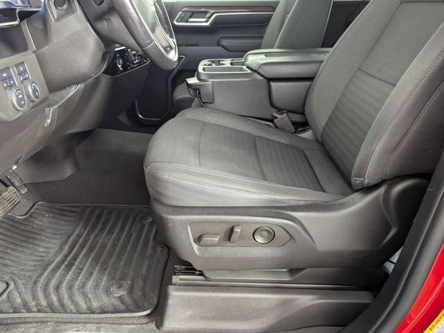 2022 Chevrolet Silverado 1500 4WD Crew Cab Standard Bed LT