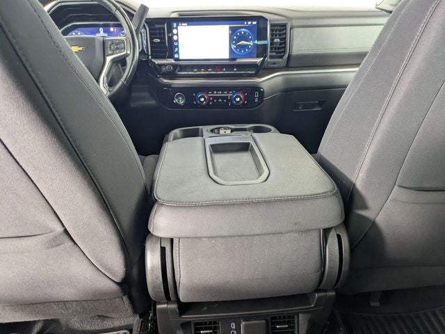 2022 Chevrolet Silverado 1500 4WD Crew Cab Standard Bed LT