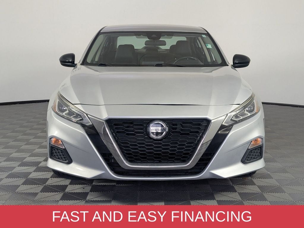 2022 Nissan Altima 2.5 SR
