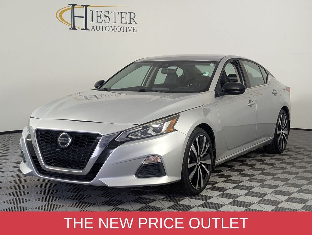 2022 Nissan Altima 2.5 SR