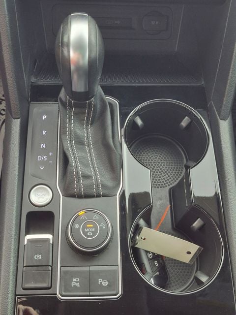 2022 Volkswagen Atlas 3.6L V6 SEL Premium R-Line