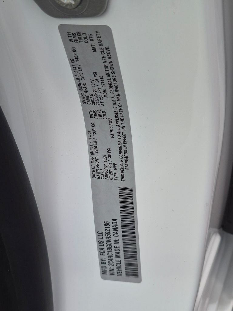 2027 Chrysler Pacifica Select