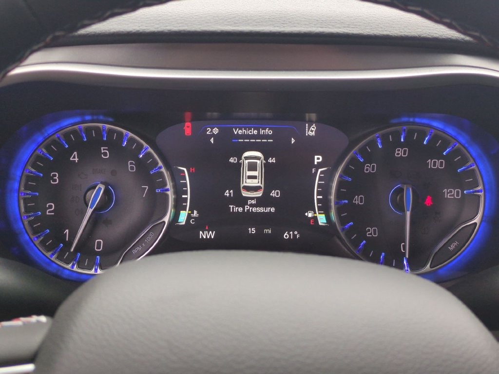 2027 Chrysler Pacifica Select