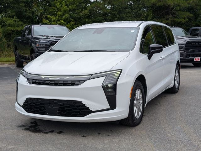 2027 Chrysler Pacifica Select