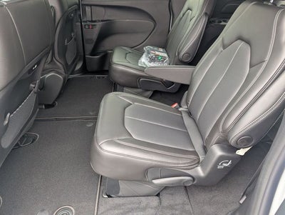 2027 Chrysler Pacifica PACIFICA SELECT