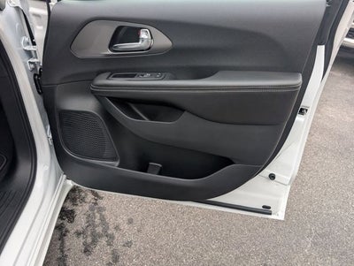 2027 Chrysler Pacifica PACIFICA SELECT