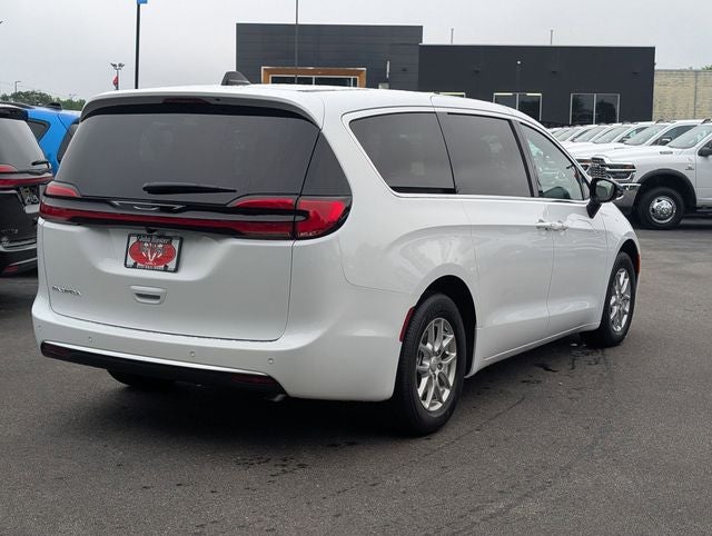 2027 Chrysler Pacifica PACIFICA SELECT