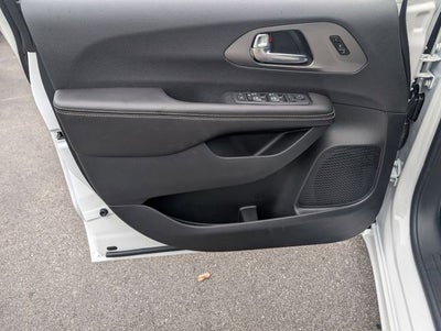 2027 Chrysler Pacifica PACIFICA SELECT