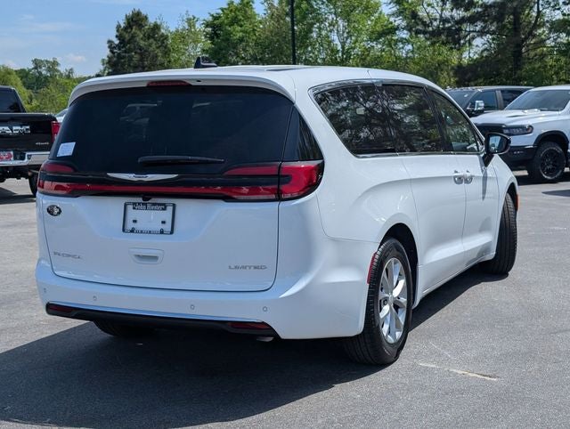 2026 Chrysler Pacifica PACIFICA LIMITED
