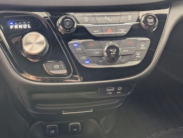 2020 Chrysler Pacifica Launch Edition
