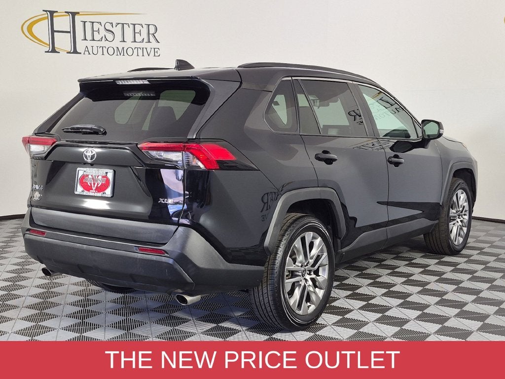 2021 Toyota RAV4 XLE Premium