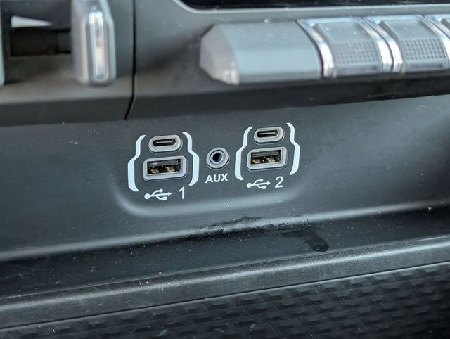 2023 RAM 3500 Laramie Crew Cab 4x4 6'4' Box