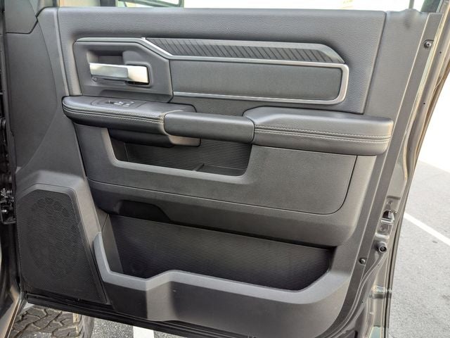 2025 RAM 2500 RAM 2500 BIG HORN CREW CAB 4X4 6'4' BOX