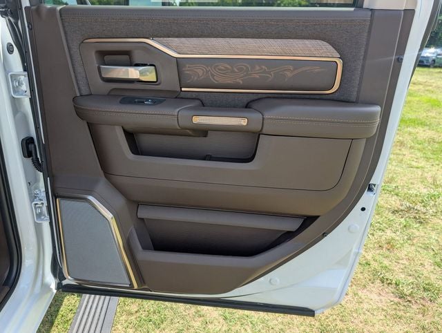 2026 RAM Ram 3500 RAM 3500 LIMITED LONGHORN CREW CAB 4X4 8' BOX
