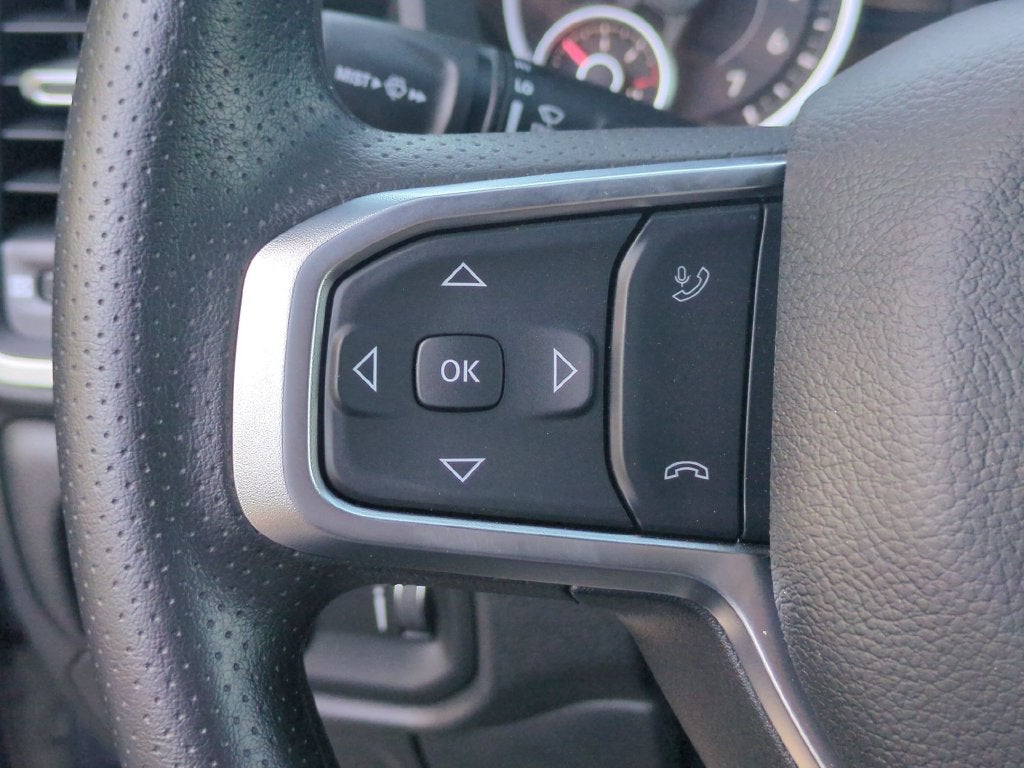 2027 RAM 1500 Big Horn/Lone Star