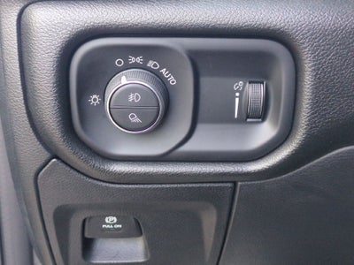 2027 RAM 1500 Big Horn/Lone Star