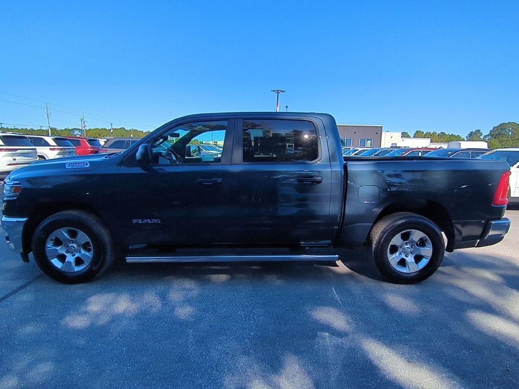 2027 RAM 1500 Big Horn/Lone Star