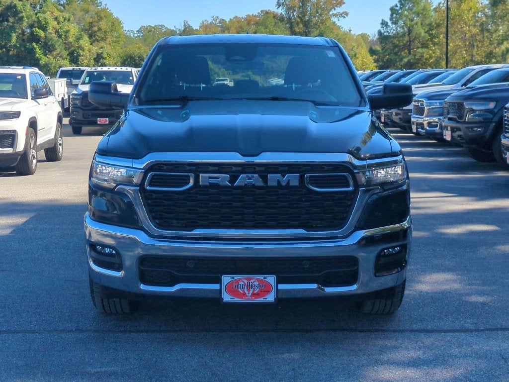 2027 RAM 1500 Big Horn/Lone Star