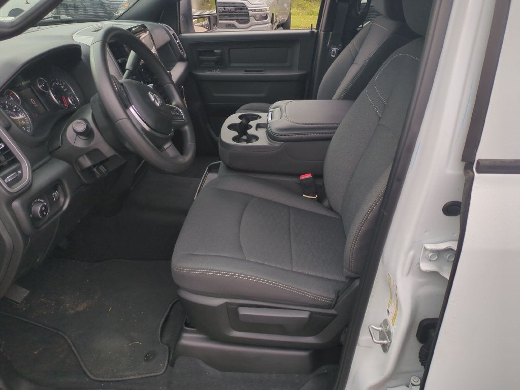 2027 RAM 2500 Black Express