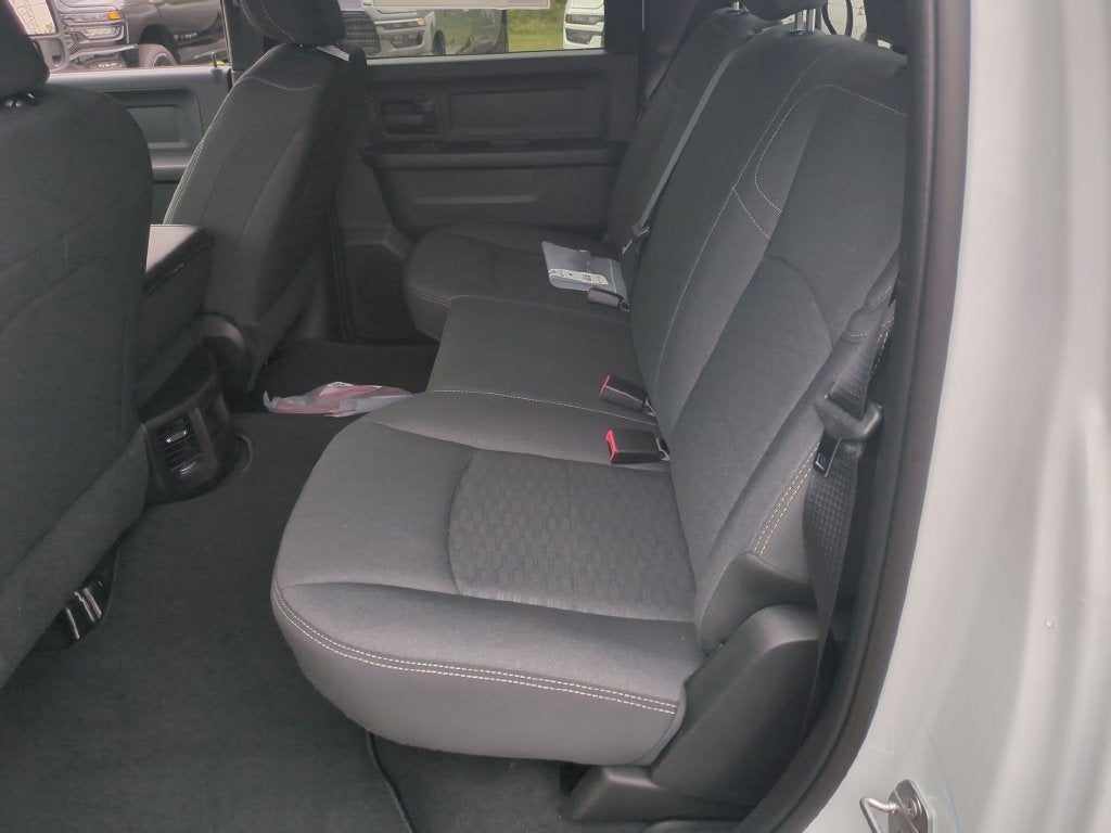 2027 RAM 2500 Black Express