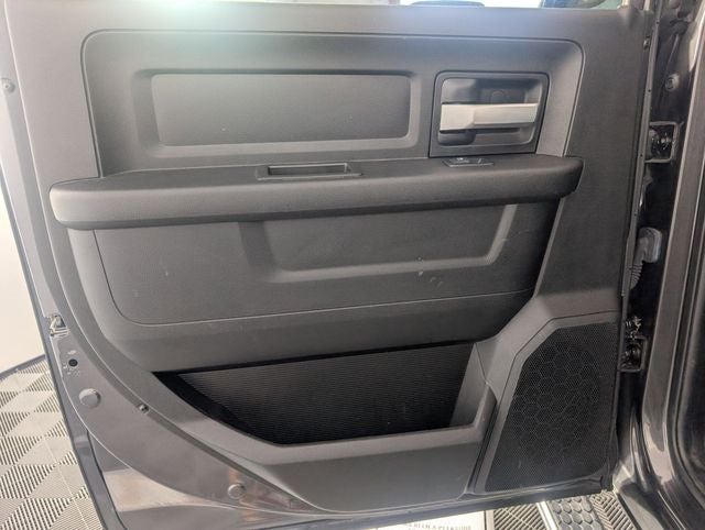 2019 RAM 2500 Tradesman Crew Cab 4x4 6'4' Box