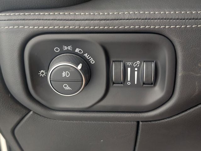2024 RAM 2500 Limited Crew Cab 4x4 6'4' Box
